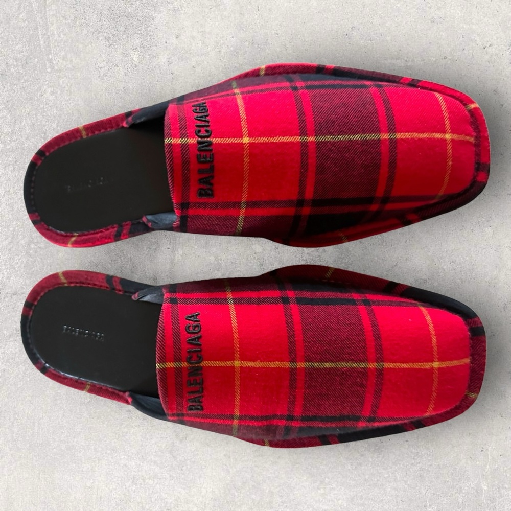 Balenciaga Cosy Tartan Slippers - Picture 2 of 7
